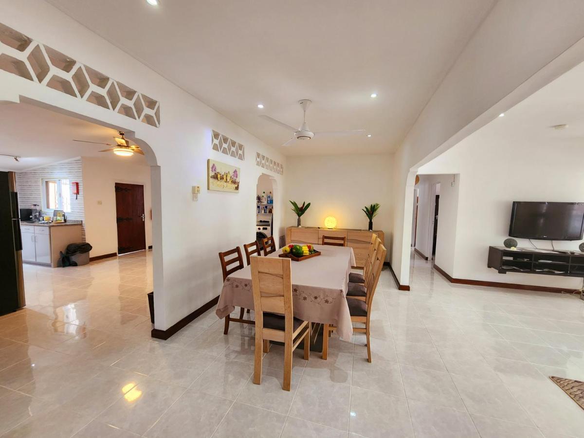 Kaz Memel Villa