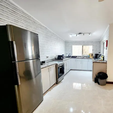 Kaz Memel Villa Beau Vallon  Exterior photo