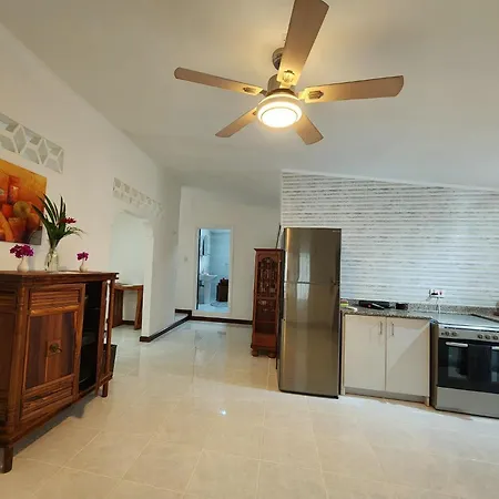 Kaz Memel Villa Beau Vallon  Exterior photo