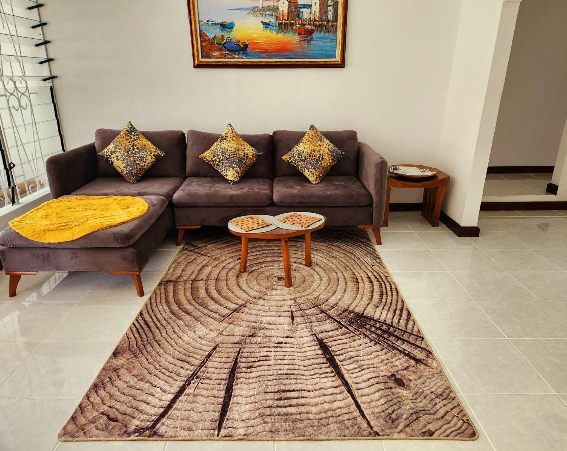 Kaz Memel Villa