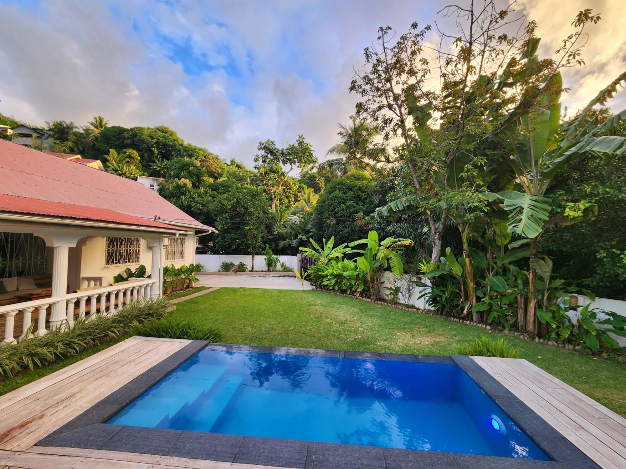 Kaz Memel Beau Vallon (Mahe)